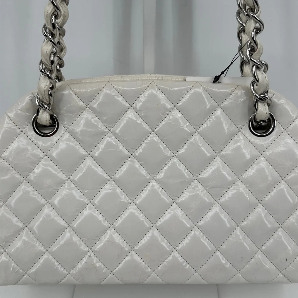 Authenticated CHANEL Mademoiselle Shoulder Chain Bag- White/Silver - Picture 6 of 17